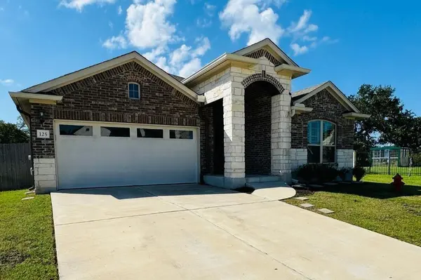 125 Millsaps CT, Bastrop, TX 78602