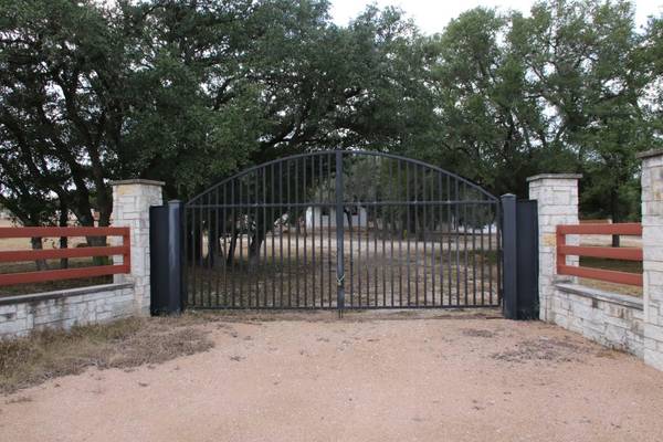 18001 Fm 150 W, Driftwood, TX 78619