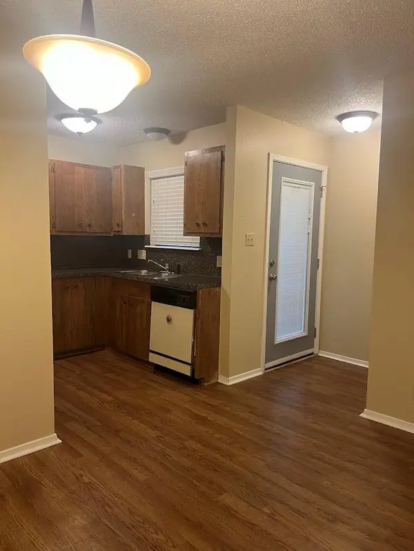 3000 SOUTH 1ST ST #104, Austin, TX 78704
