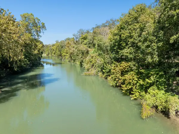 5201 US Highway 90A W, Gonzales, TX 78629