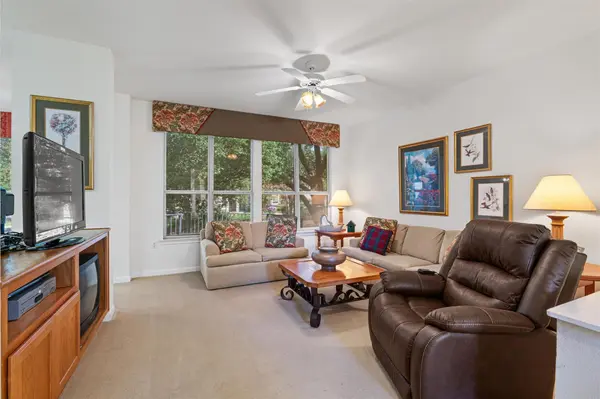121 Larkspur LN, Georgetown, TX 78633