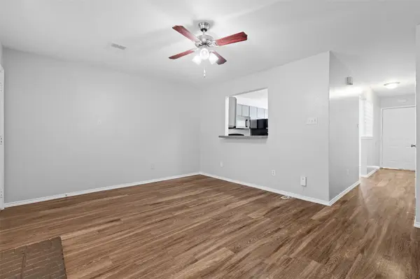 1807 River Crossing CIR #B, Austin, TX 78741