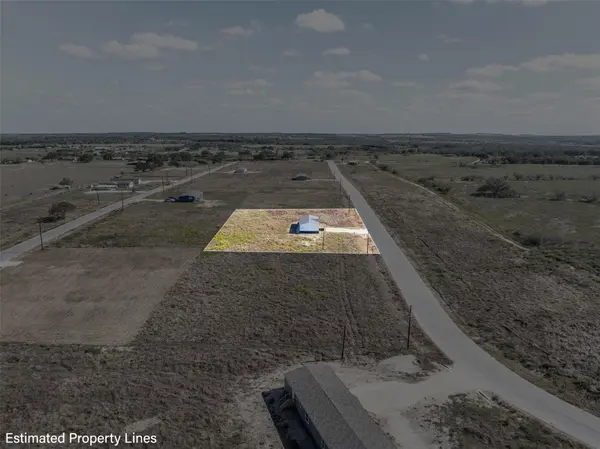 330 Beckham DR, Dale, TX 78616