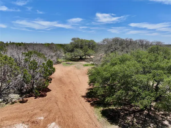 285 Donnie DR, Lampasas, TX 76550