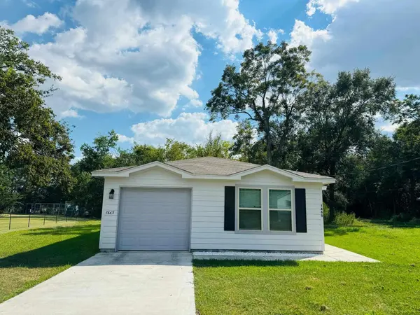 1465 W Highland DR, Beaumont, TX 77705