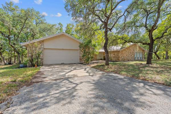 110 Hillsedge RD, Wimberley, TX 78676