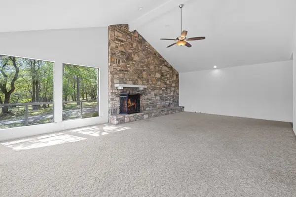 110 Hillsedge RD, Wimberley, TX 78676
