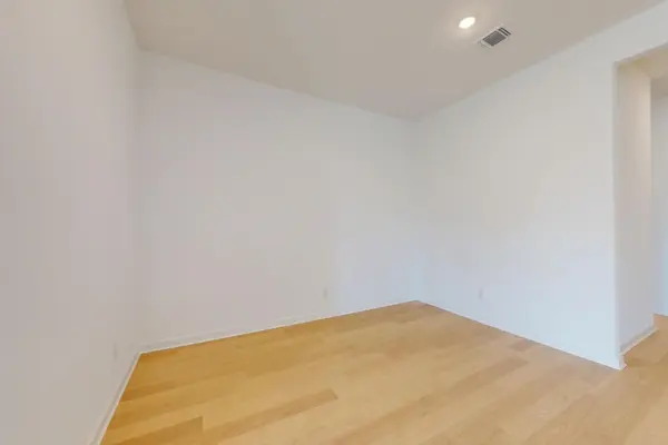 137 Bishop Wood RD, Dripping Springs, TX 78620