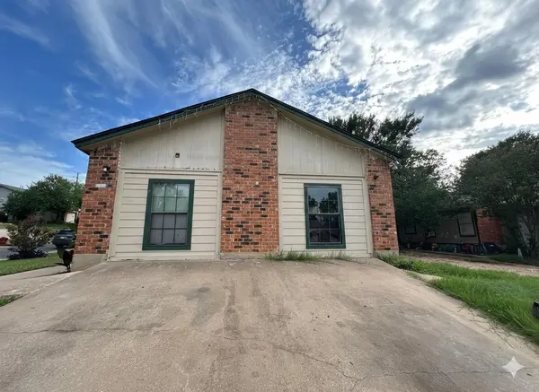 9705 Carson CRK #A, Del Valle, TX 78617