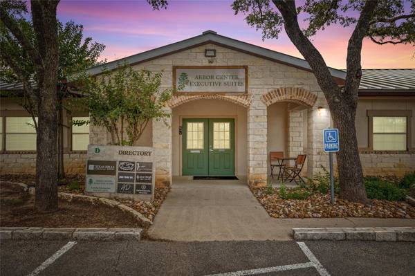 800 W Highway 290 #D, Dripping Springs, TX 78620