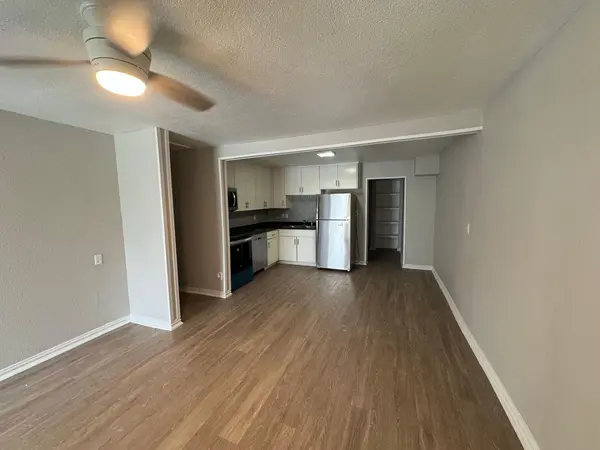101 S Lockhart ST, Manor, TX 78653