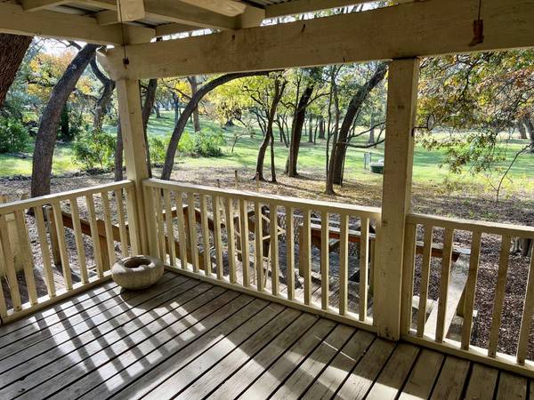 8 Stonehouse CIR, Wimberley, TX 78676