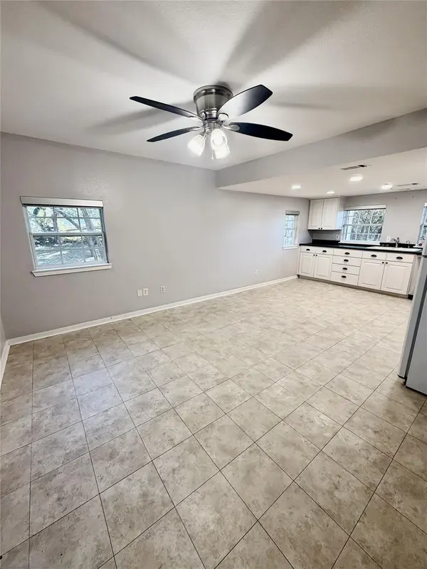 19050 W FM150 #1, Driftwood, TX 78619