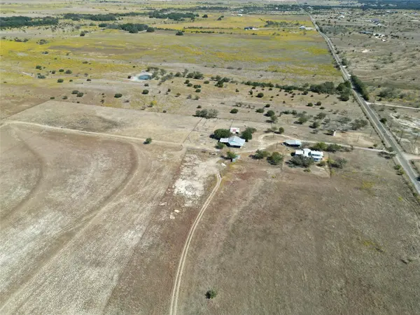 1720 County Road 276, Bertram, TX 78605