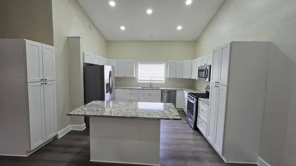 305 Remuda DR, Liberty Hill, TX 78642