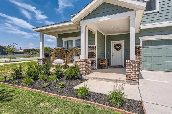 261 Mendoza, Kyle, TX 78640