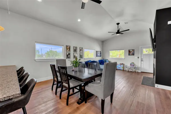 230 Rosehill DR, Granite Shoals, TX 78654