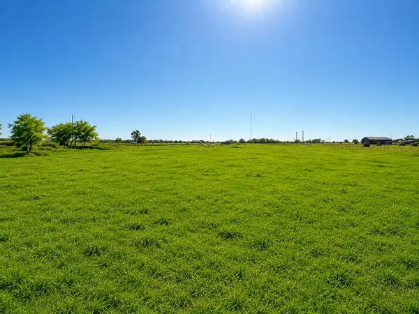 14322 FM 619, Coupland, TX 78615