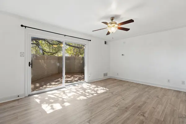 2500 Steck Ave #5, Austin, TX 78757