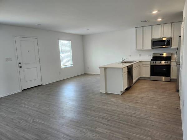 277 Northern Pintail, Kyle, TX 78640