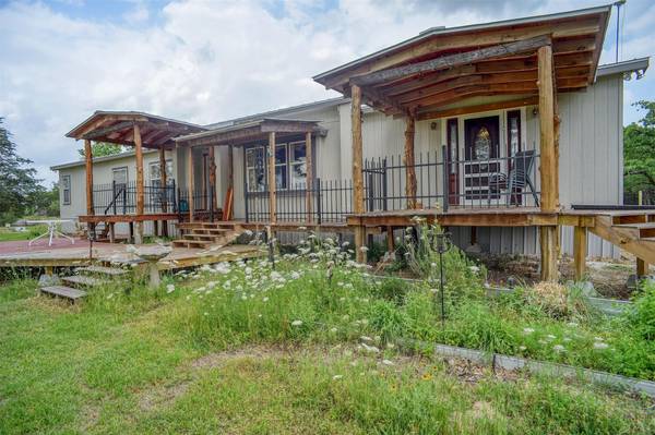 13831 Tx-95 HWY, Flatonia, TX 78941
