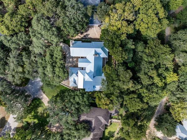 206 Rolling Hill DR, La Grange, TX 78945