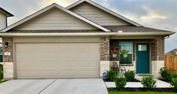 119 Mercer ST, Bastrop, TX 78602