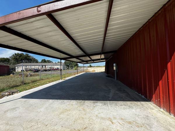 12289 N Highway 183 #100, Florence, TX 76527