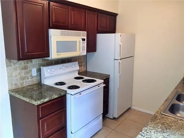2616 Ektom DR #C, Austin, TX 78745