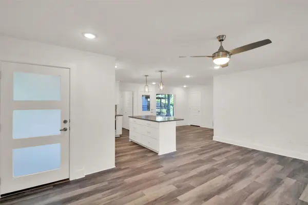 2101 Benwick CIR #A, Austin, TX 78723