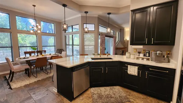 300 San Gabriel Village BLVD #411, Georgetown, TX 78626