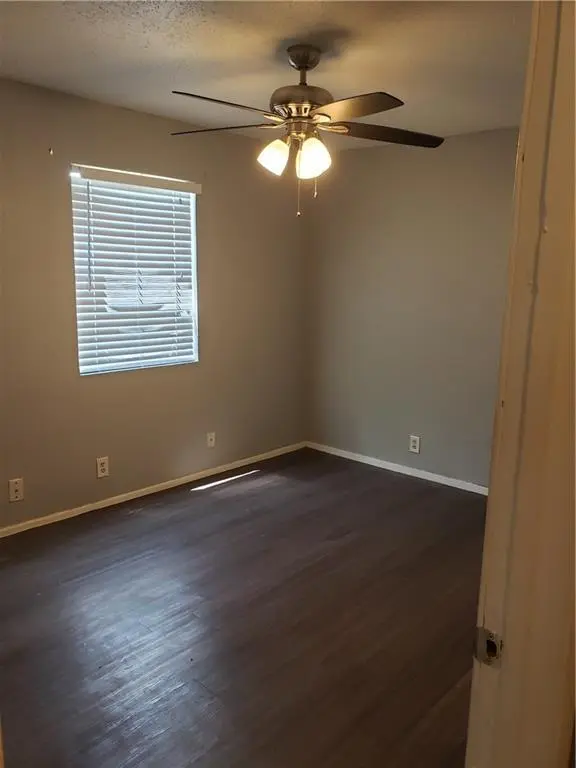 2304 Cedrick CV #B, Austin, TX 78748