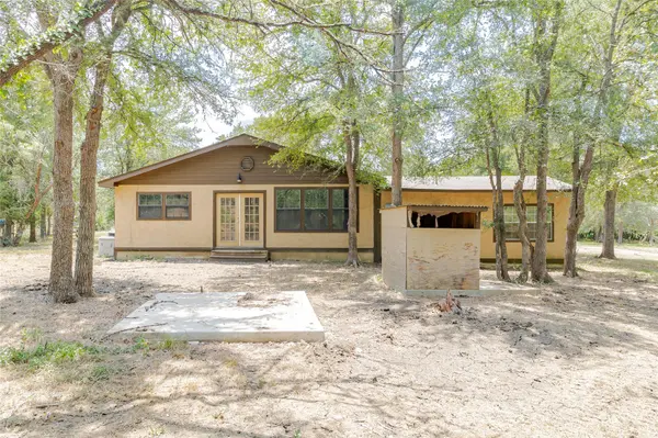 4459 Pettytown RD, Dale, TX 78616