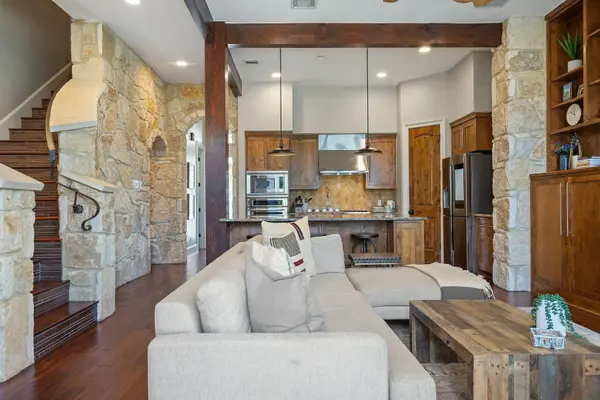 2002 Kinney Ave #B, Austin, TX 78704