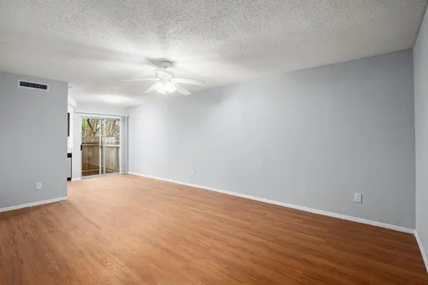 3415 Menchaca RD #109, Austin, TX 78704