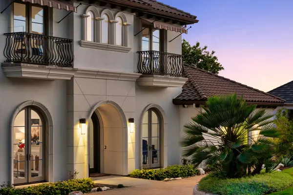 609 Lake Estates DR, Austin, TX 78734