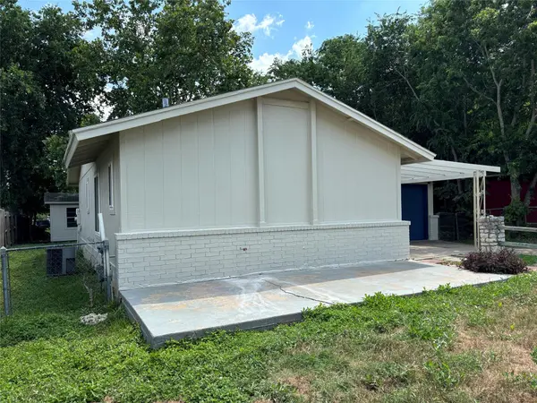 2325 Rockridge DR, Austin, TX 78744