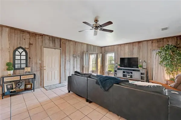 1280 Union Wine RD, New Braunfels, TX 78130