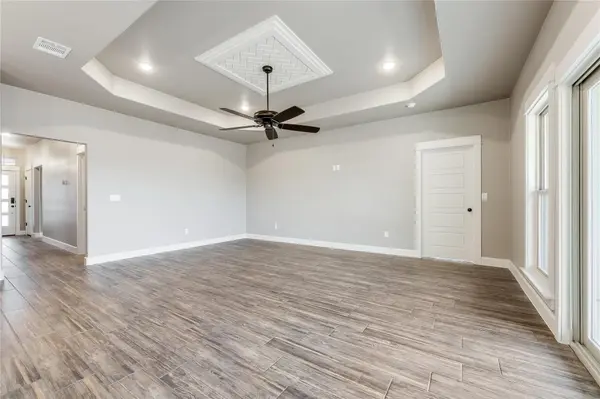 2502 Truman DR, Lago Vista, TX 78645