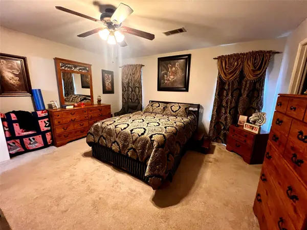 173 Misty LN, Cedar Creek, TX 78612