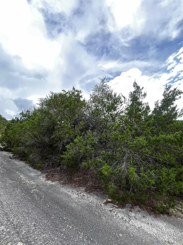 21307 Wyoming PASS, Lago Vista, TX 78645