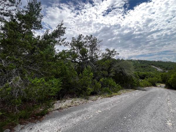 21307 Wyoming PASS, Lago Vista, TX 78645