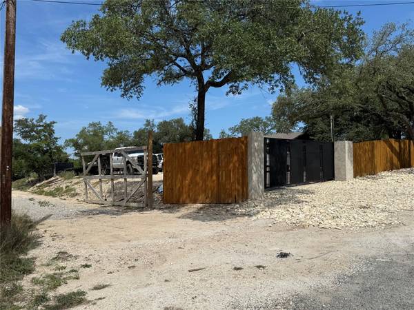 10300 Little Creek CIR, Dripping Springs, TX 78620