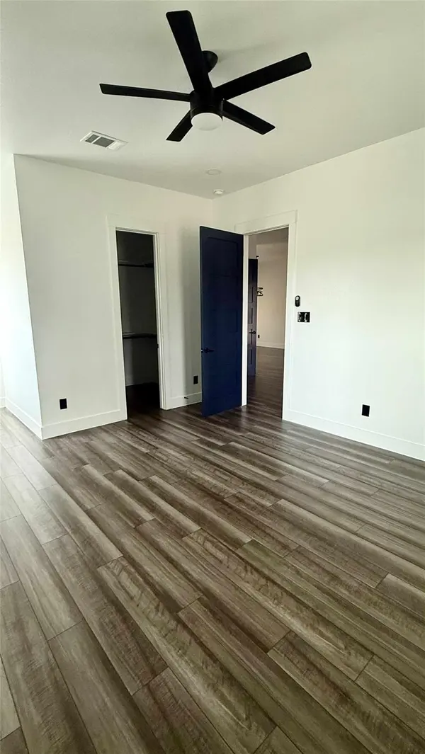 146 Buena Fortuna RD, Elgin, TX 78621