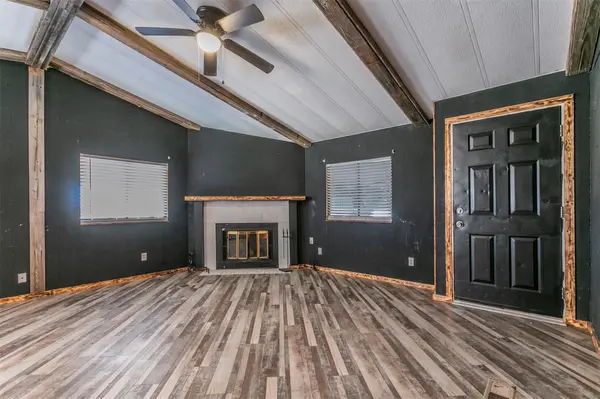 6384 E FM 485, Cameron, TX 76520