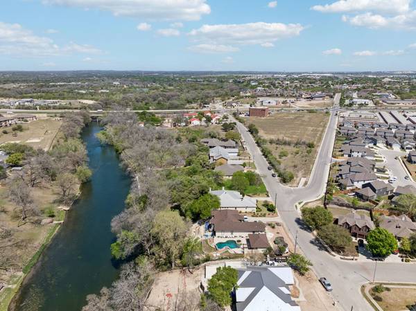 1049 River TER, New Braunfels, TX 78130