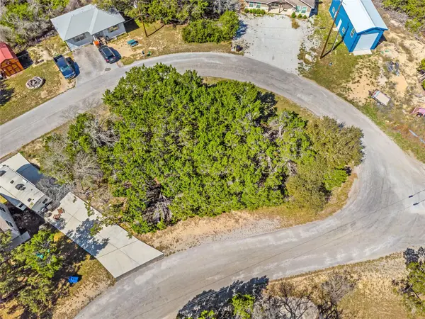460 Twilight DR, Canyon Lake, TX 78133