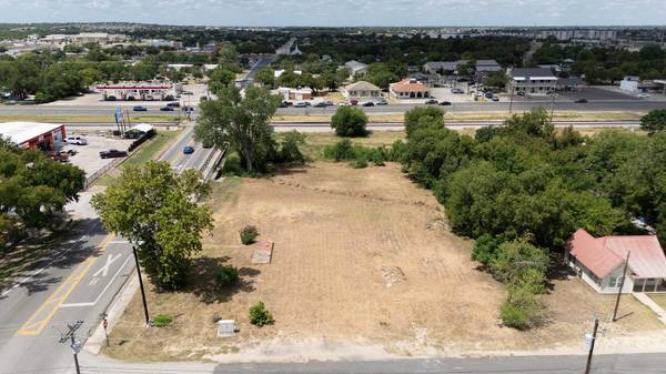 101 E South ST, Leander, TX 78641
