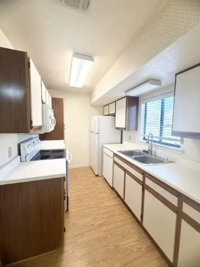 728 W San Antonio ST #728 A, Lockhart, TX 78644