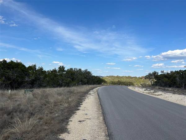 000 Pristine Trl/Pkwy, Canyon Lake, TX 78133